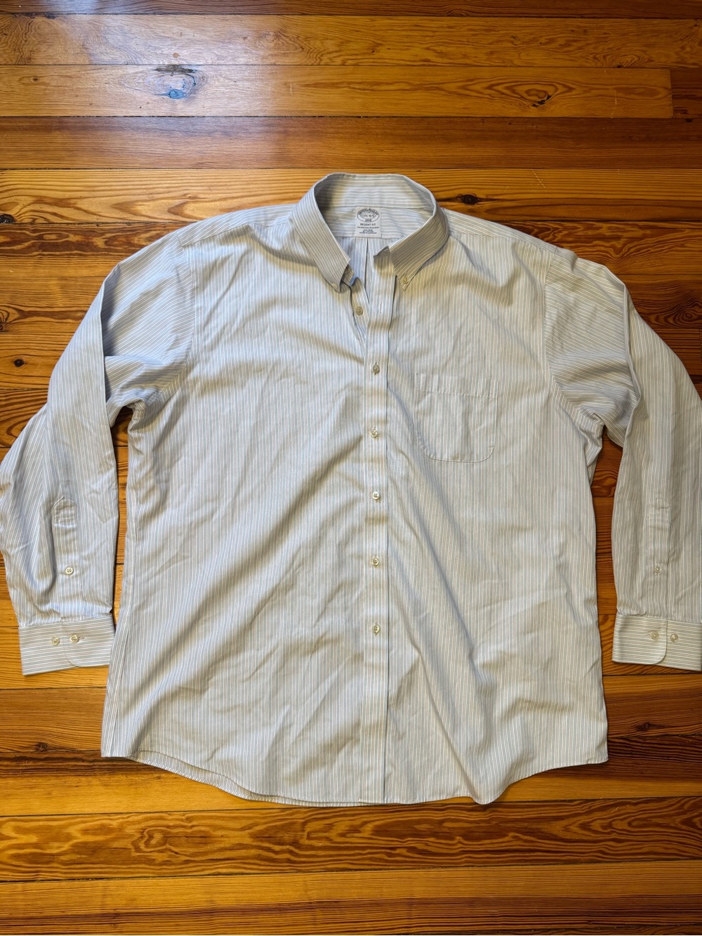 Brooks Brothers Men's Regent Fit Light Blue Stripe Button-Down Shirt
